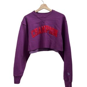 Cropped Champions Sweatshirt